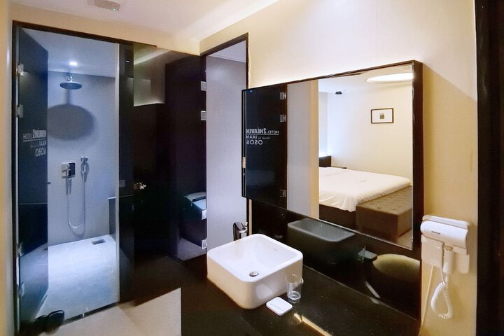 Room 67 of 89