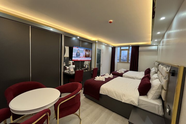Room 47 of 108