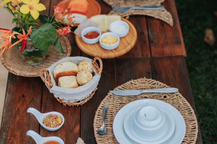 Dining 45 of 65