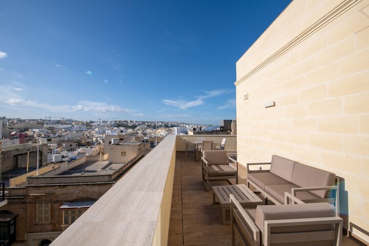 Terrace/Patio 57 of 60