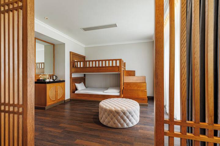 Room 25 of 115