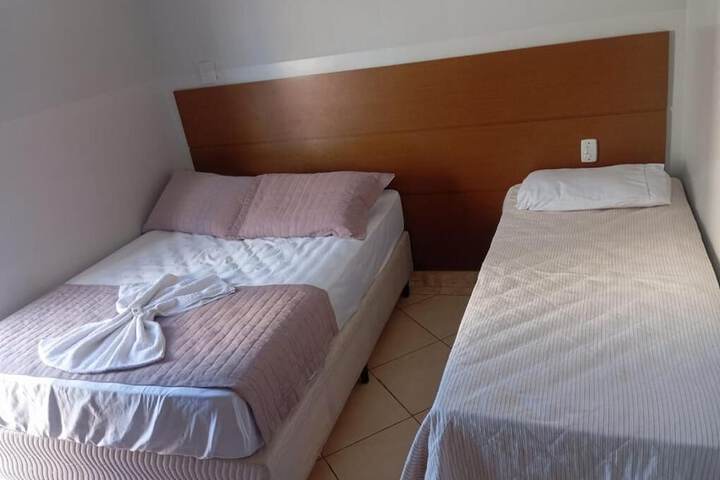 Room 2 of 41
