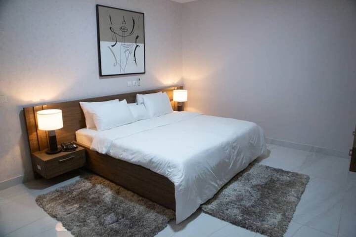 Room 16 of 42