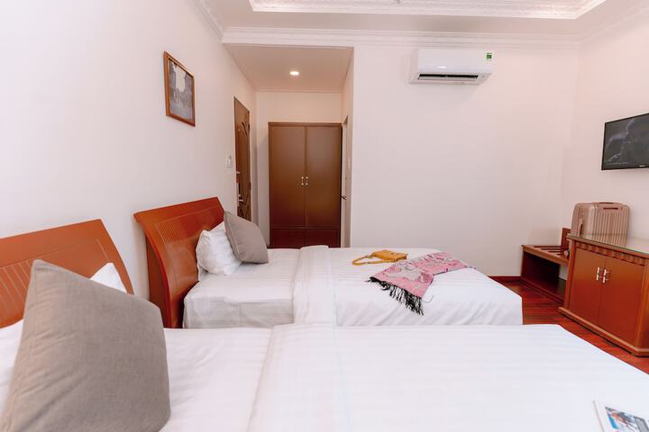 Room 21 of 125
