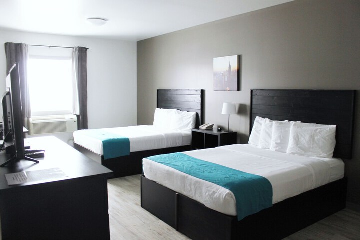 Room 5 of 18