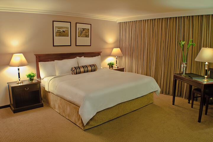 Room 16 of 65