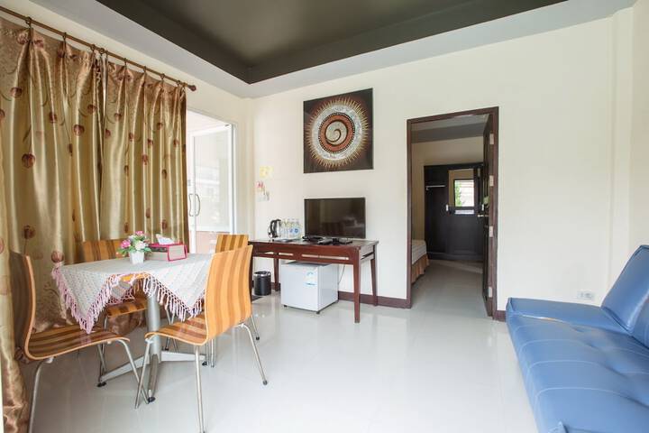 Room 16 of 36