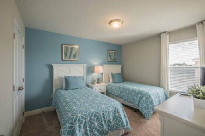 Room 17 of 23