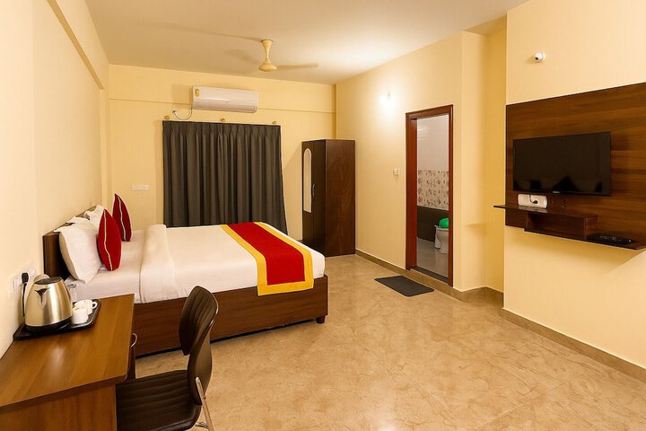 Room 33 of 63