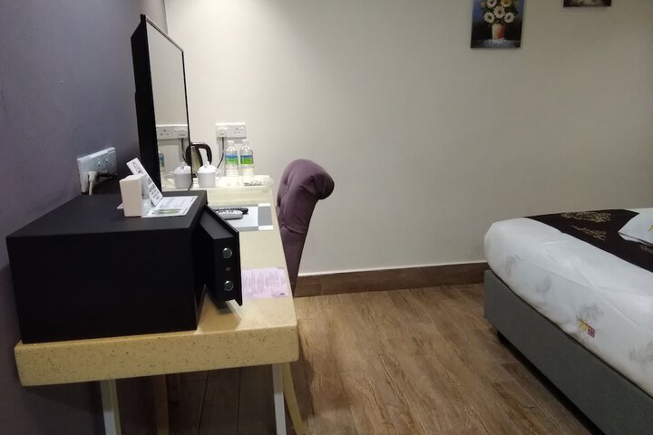 Room 45 of 63