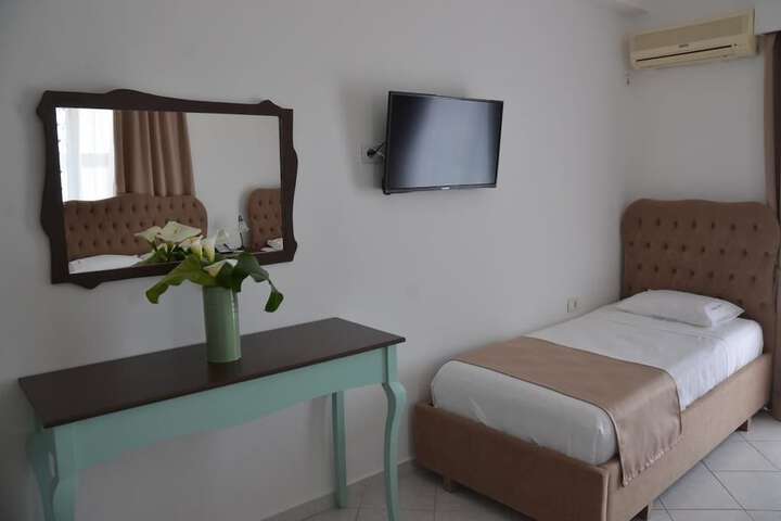 Room 47 of 72