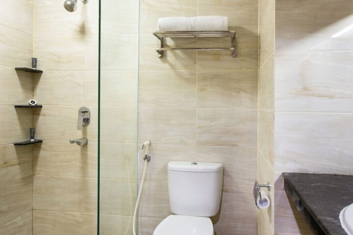 Clean Restrooms