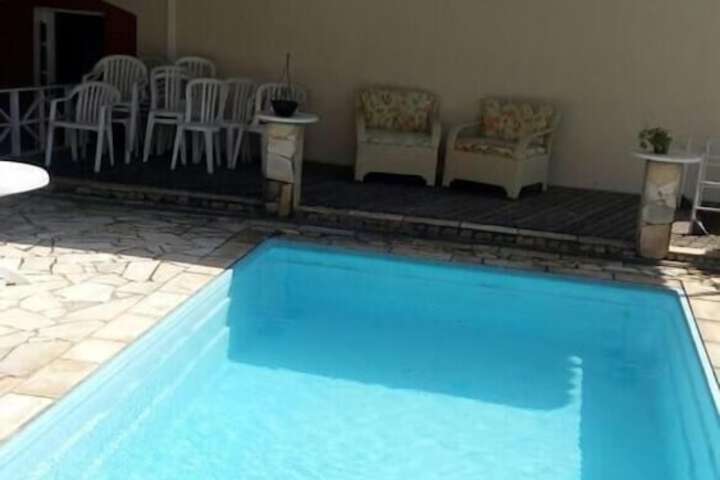 Pool 28 of 49