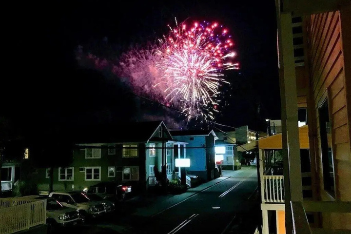 Image of Beach Harbour 17 at the CB Boardwalk Walk to everything!