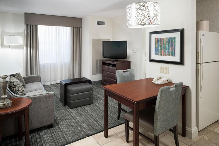 1 King Bed 1 Bedroom Suite (9 of 17)