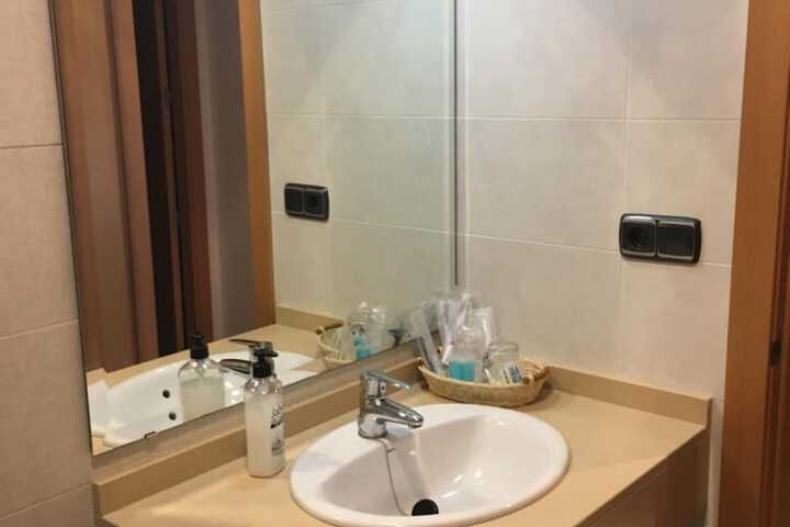 Room 40 of 63