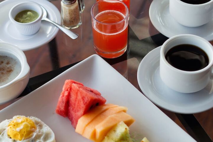Breakfast/Coffee Service 75 of 94