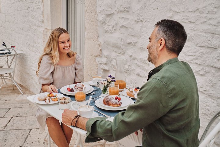 Breakfast/Coffee Service 54 of 91