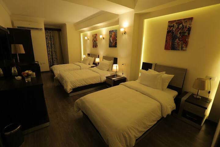 Room 22 of 139