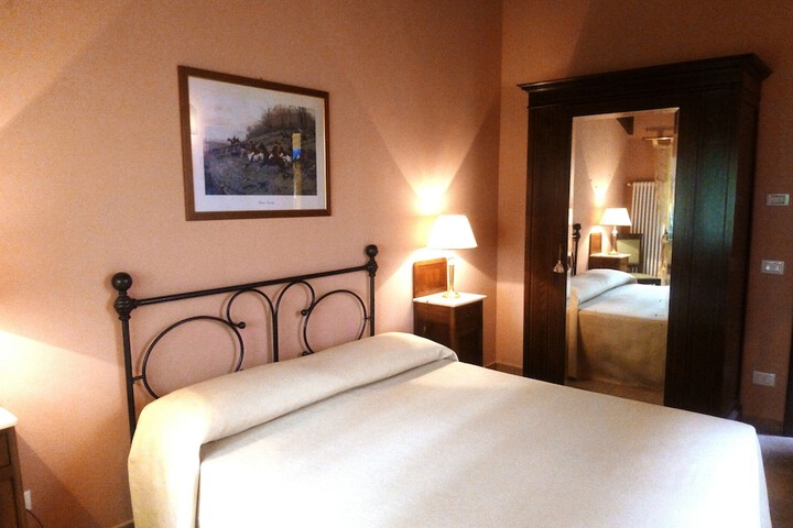 Room 9 of 47