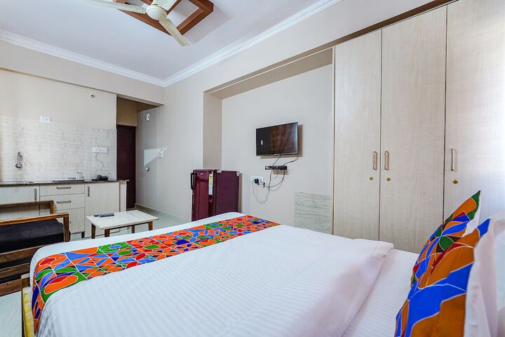 Room 15 of 31