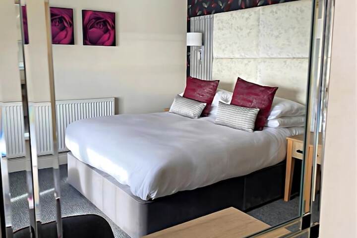 Room 84 of 146