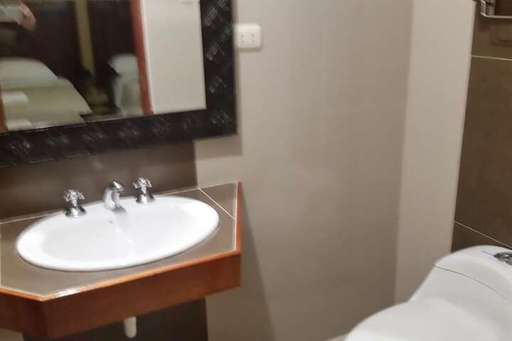Room 25 of 35