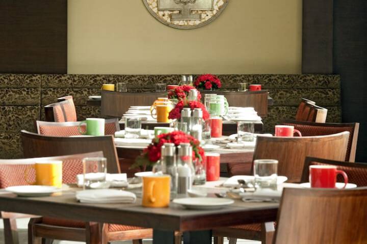 Breakfast/Coffee Service 21 of 30