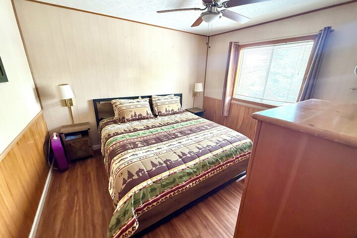 Room 25 of 97