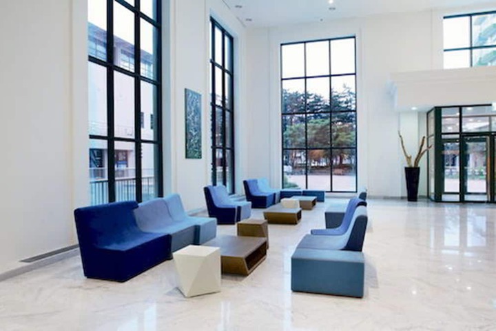 Hotel Lobby