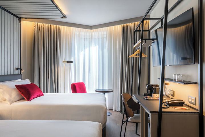 Room 29 of 80