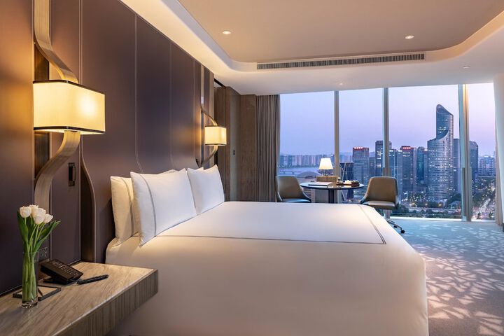Room 40 of 84