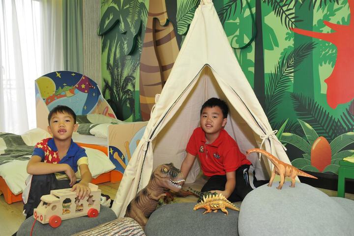 Room 20 of 68
