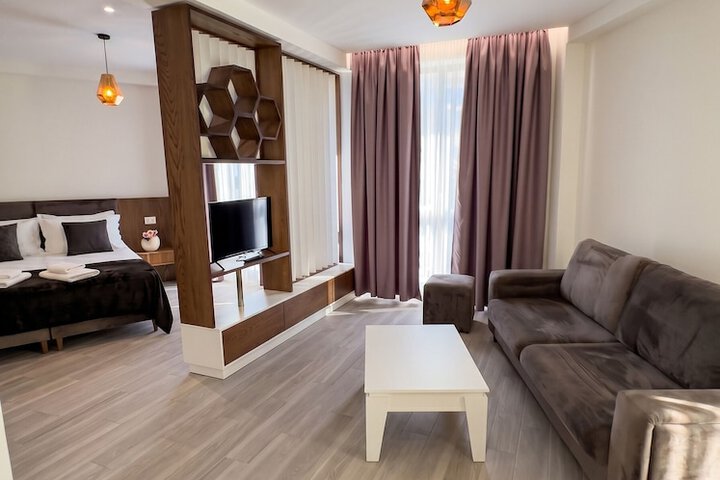 Room 17 of 57