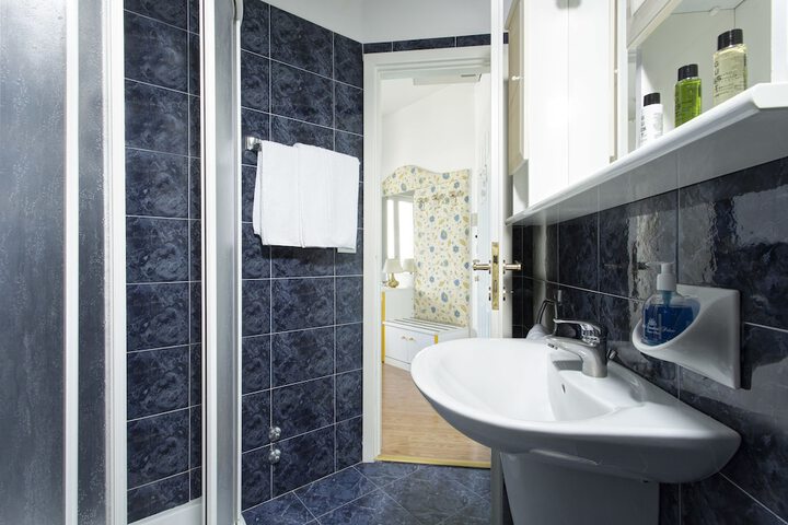 Clean Restrooms