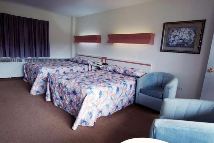 Room 9 of 30