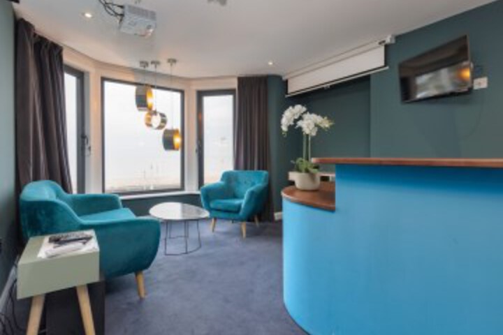 Room 73 of 109