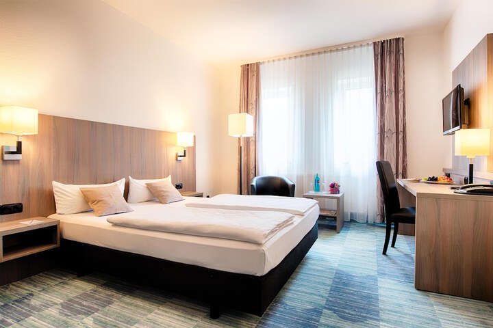 Room 14 of 62