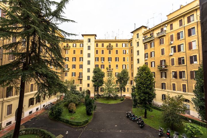 Hotel Exterior 56 of 67