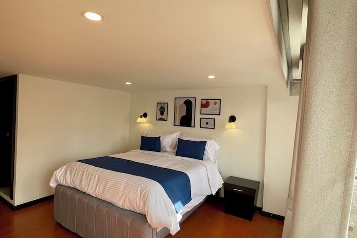 Room 43 of 56