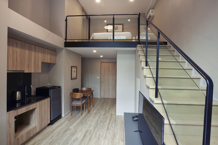 Room 7 of 40