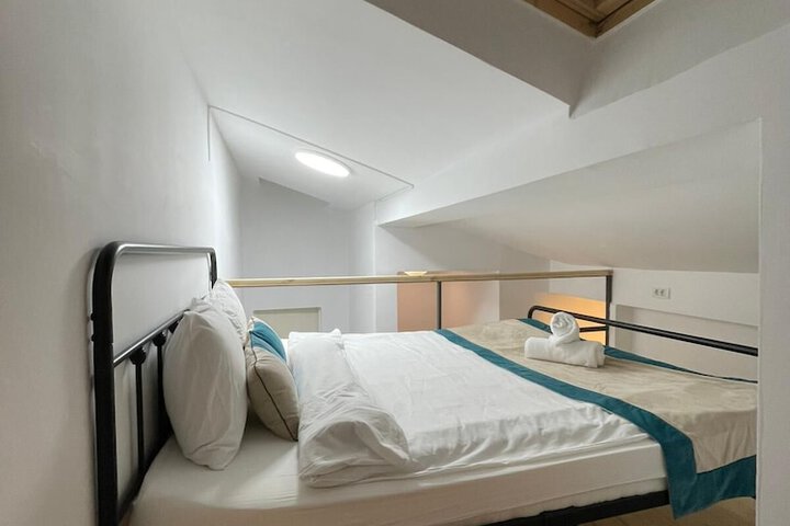 Room 55 of 109
