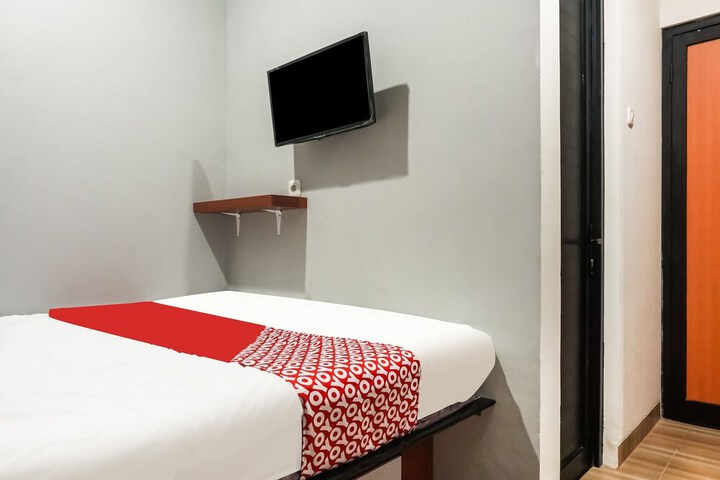 Room 14 of 30
