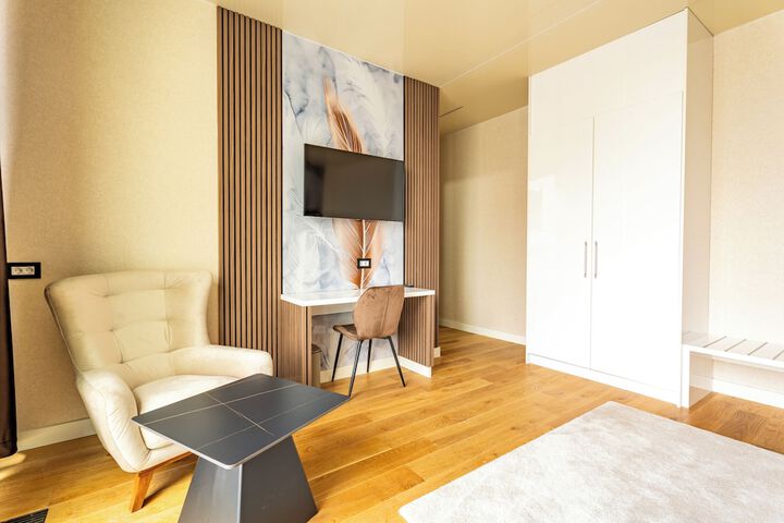 Room 14 of 29