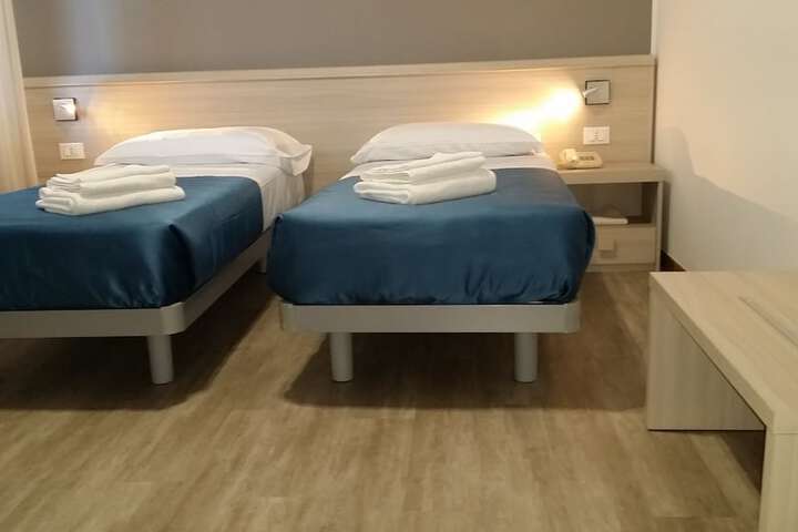 Room 14 of 61