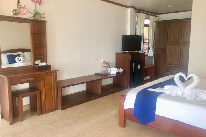 Room 29 of 86