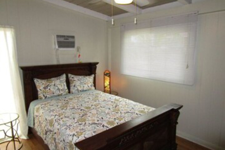Room 21 of 24