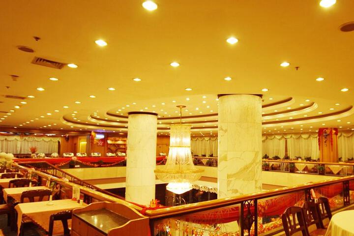 Dining 14 of 14