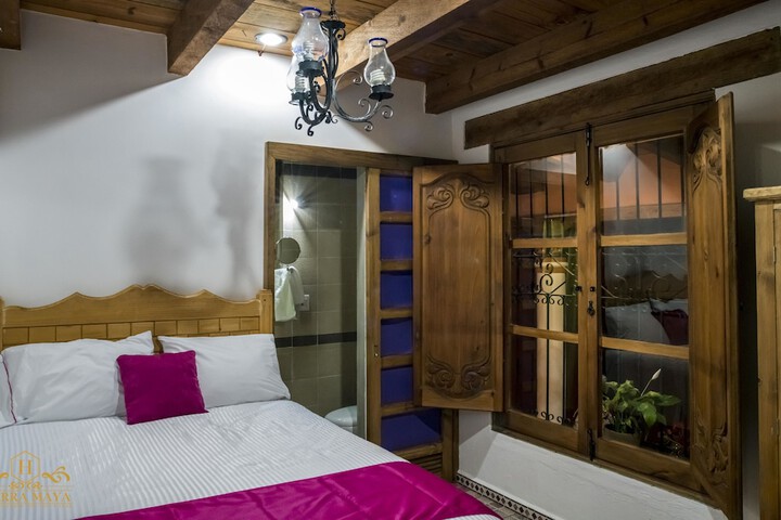 Room 6 of 23