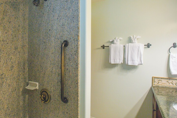 Room 50 of 81
